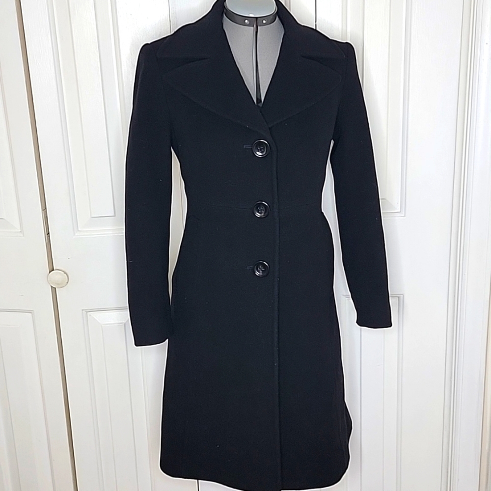 DKNY Wool and Cashmere Blend Coat Size 4P Black